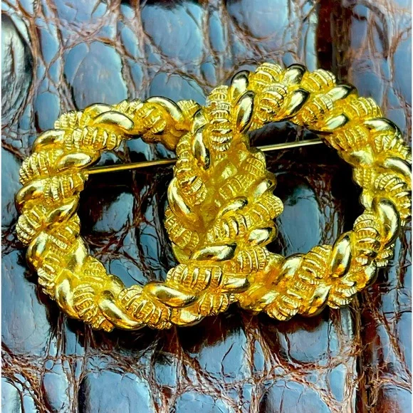 Christian Dior Brooch - Picture 1 of 6